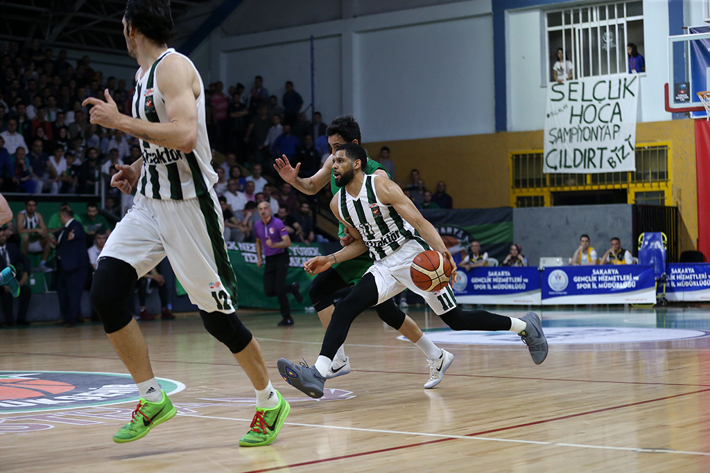 Büyükşehir Basket Bursa’ya şans tanımadı