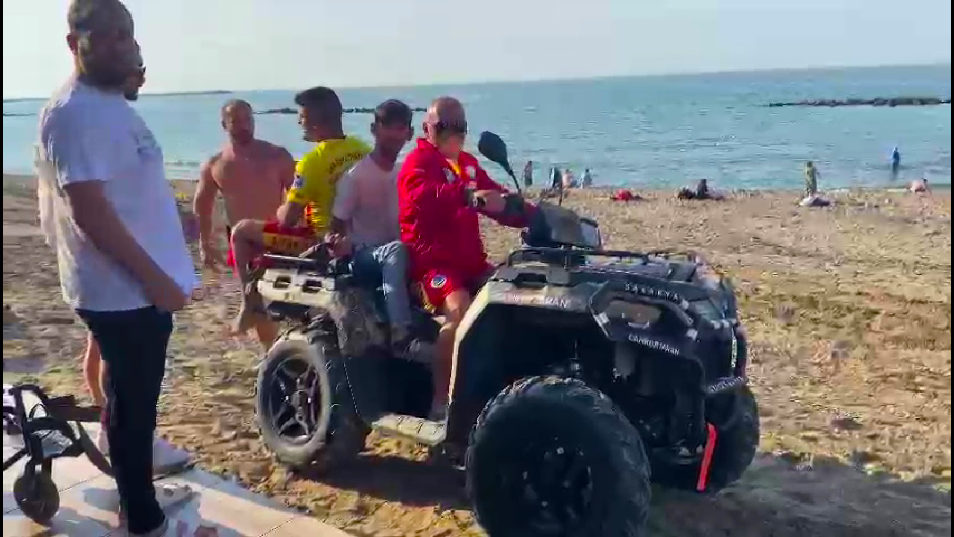 Medet’in kumsaldaki ATV turu hayali hayat timiyle gerçeğe dönüştü