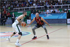 Büyükşehir Basket şampiyonluk kapısını araladı