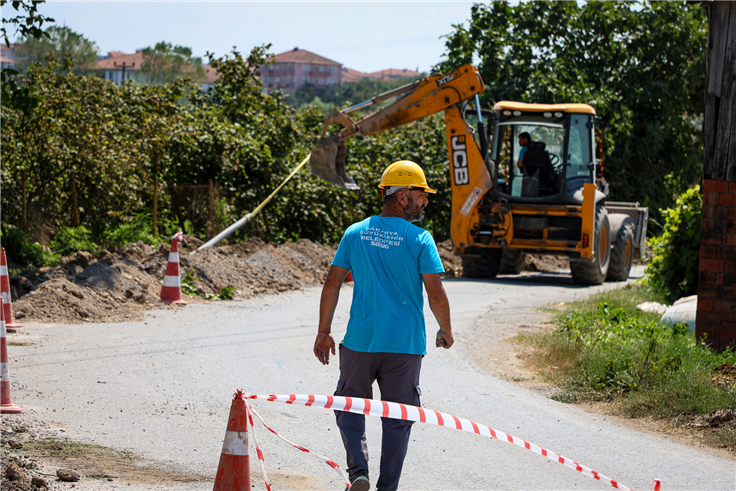 Ferizli Halit Molla Caddesi’nin içme suyu ve atık su altyapısı yenileniyor