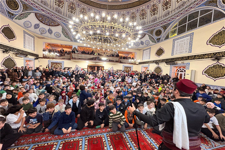 Çocuklarla Ramazan programı ilk haftasında 2 bin 500 çocuğa neşe saçtı