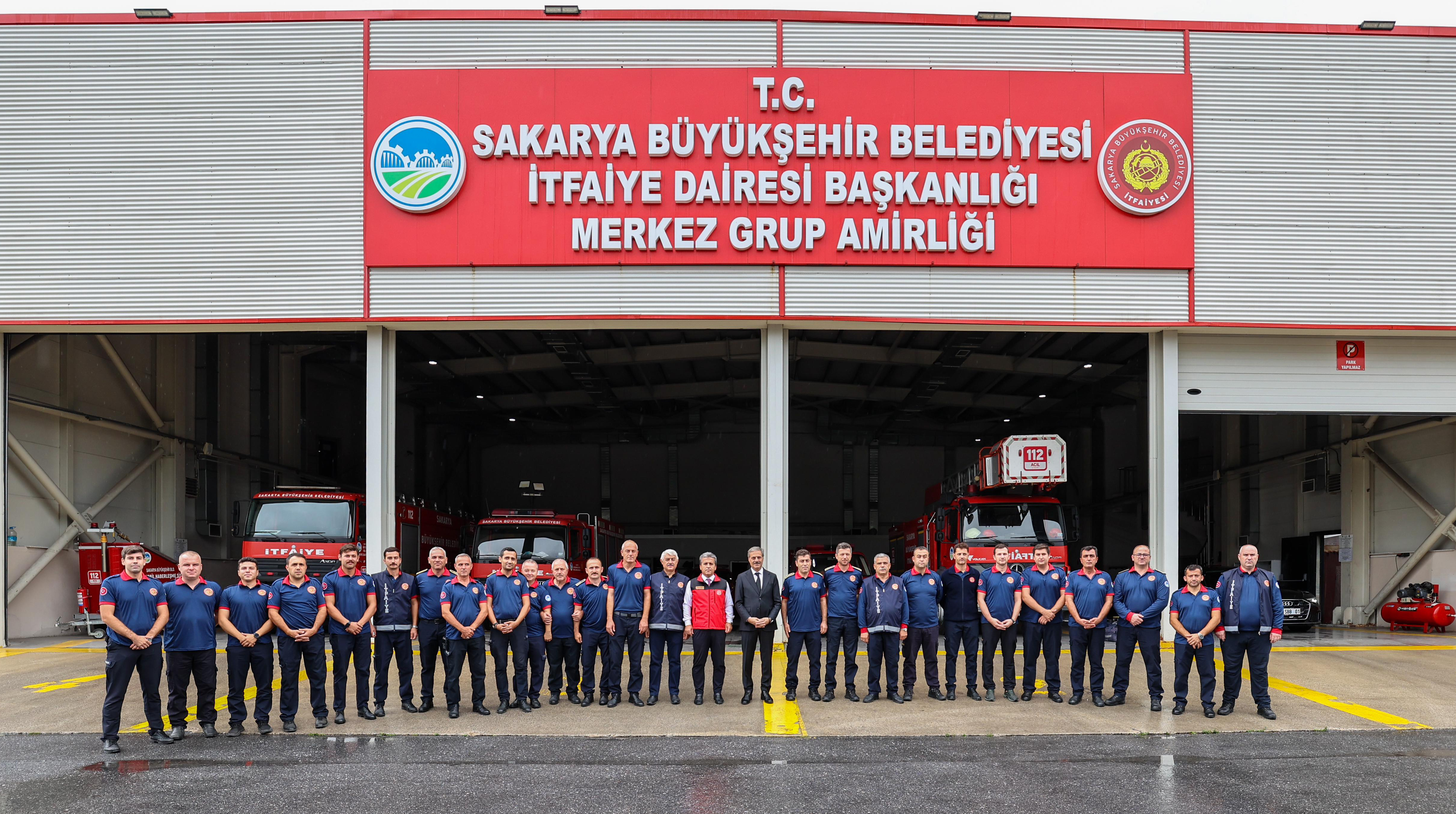 Büyükşehir’in ateş savaşçılarıyla binlerce kişi en zor ana hazır: Hayatta kalmak ve hayat kurtarmak için…