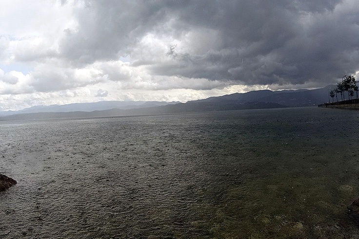 Yağmur yüklü bulutlar böyle görüntülendi