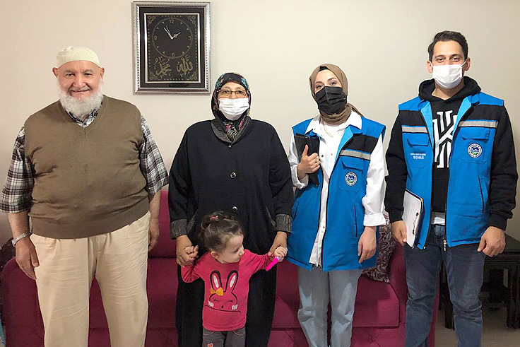 Büyükşehir şehit ve gazi ailelerinin kapısını çaldı