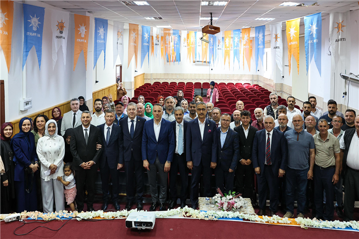 Karapürçek’te yatırım ve hizmet seferberliğimiz devam edecek: SGM, Millet Bahçesi, Futbol Sahası ve Ön Çökeltim Sistemi…