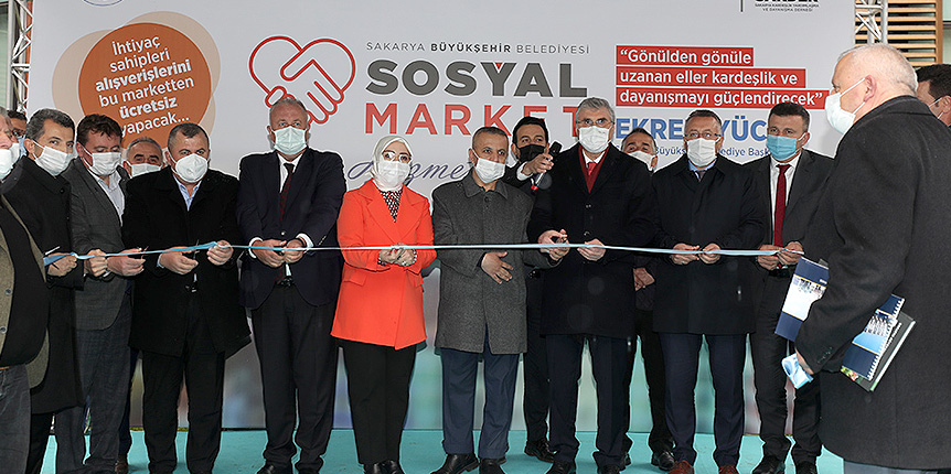 Sosyal Market SGM’de hizmete açıldı