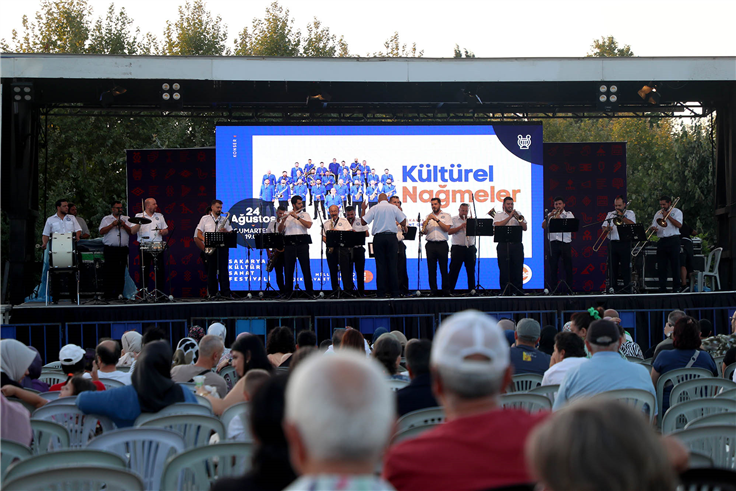 Millet Bahçesi’nde şölen tadında bir cumartesi 