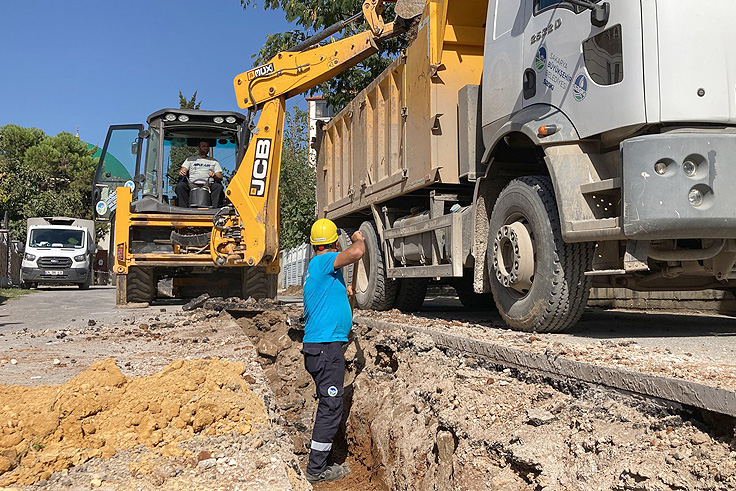 Ferizli İnönü Mahallesi’nde altyapı çalışmaları aralıksız devam ediyor