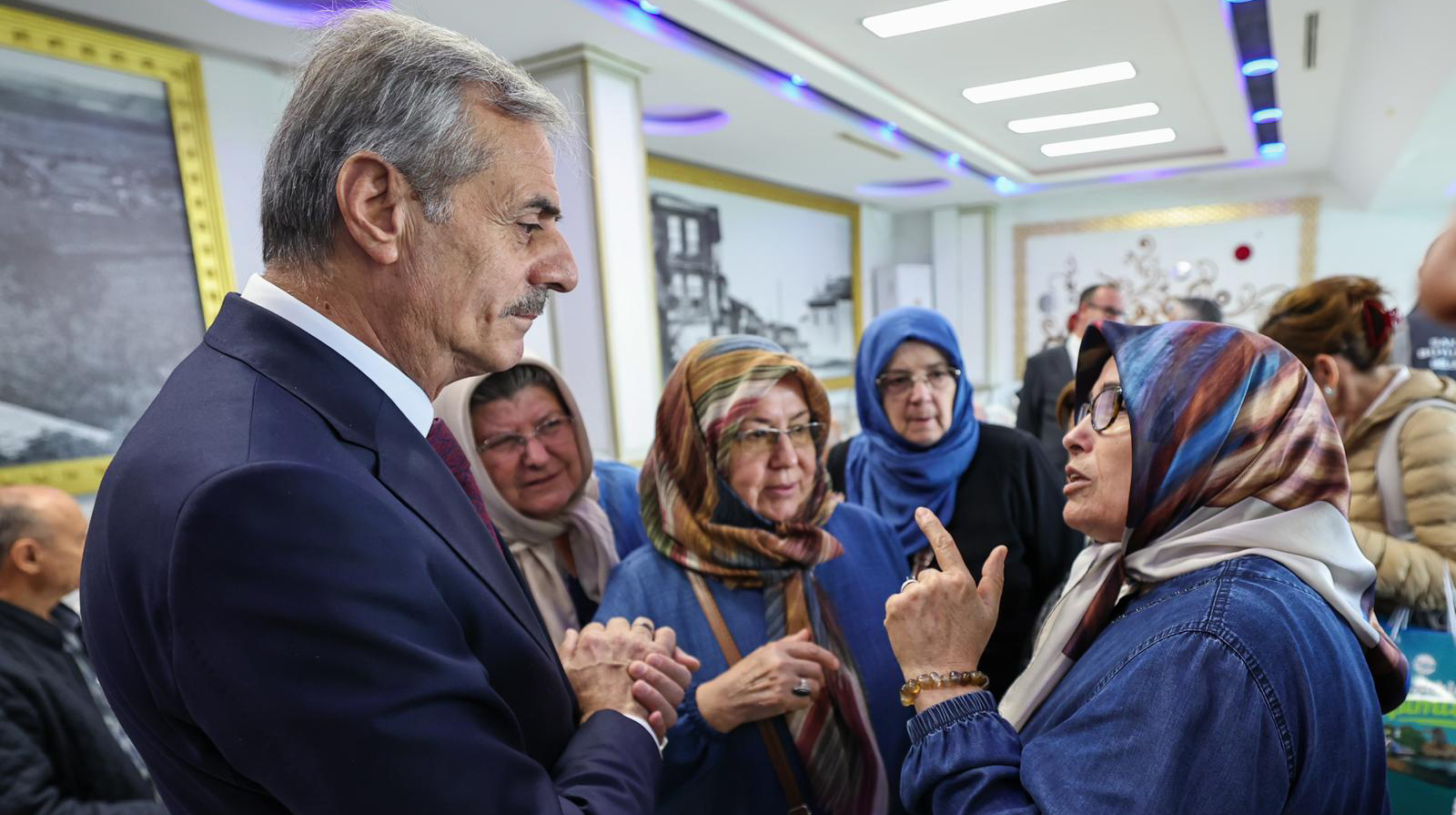Hiçbir zaman yalnız değilsiniz ve biz de sizin duanızla güçlüyüz