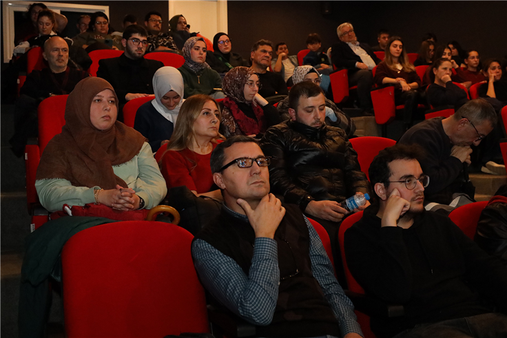 “Bildiğin Gibi Değil” OSM’de izlendi: Hafıza ve kardeşlik üzerine bir film