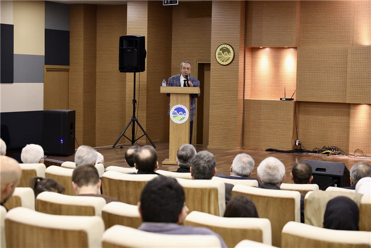 Anadolu’nun manevi mimarı Harakânî Ziya Taşkent’te konuşuldu