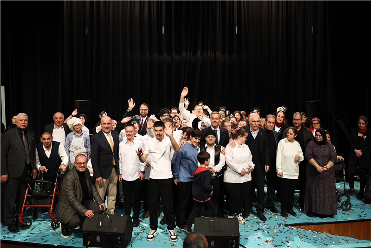 “Bugün sevgi ve dayanışmayı hatırlama, engelleri birlikte aşma günüdür”