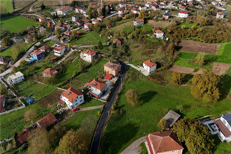 Karasu ulaşımına yön veren hummalı mesai: 4 mahallede yollar sil baştan…
