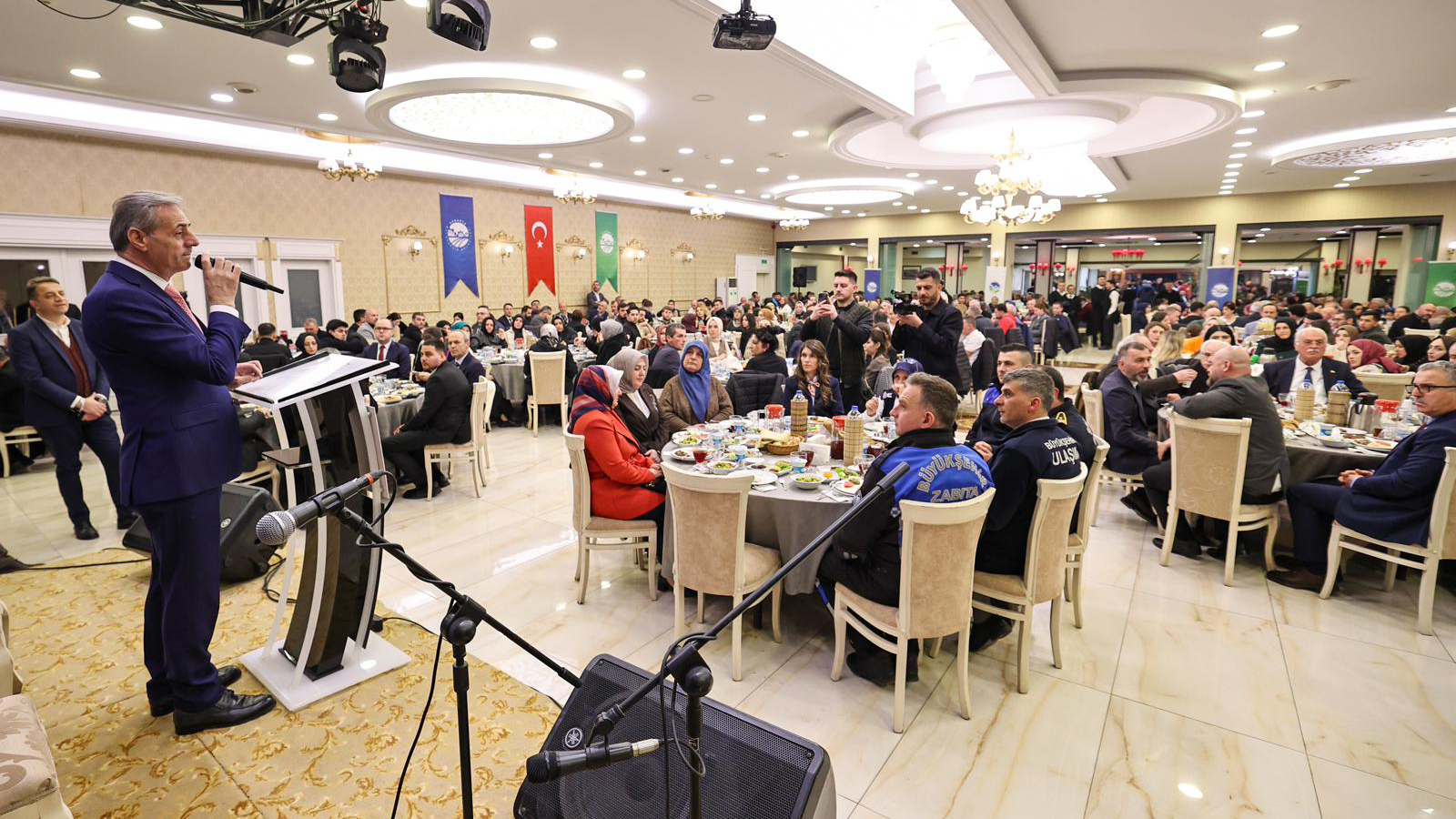 “1 milyon 100 bin vatandaşımızın sorumluluğuyla hareket ediyoruz”