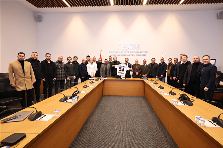 Yusuf Alemdar, Sakaryaspor’un yeni yönetimine başarılar diledi: “Bu şehir takımına sahip çıkar”