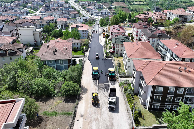 Serdivan’da sürücülere nefes aldıracak yeni kaçış güzergahı açılıyor: Asfalt işlemi başladı