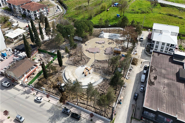 Kaynarca yeni buluşma noktasına kavuşuyor: Satranç alanı, ayak tenisi, tırmanma alanı, kaykay pisti…