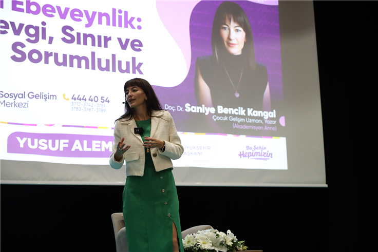 “Çocuklarınıza pahalı hediyeler değil, sevgi dolu anlar verin”