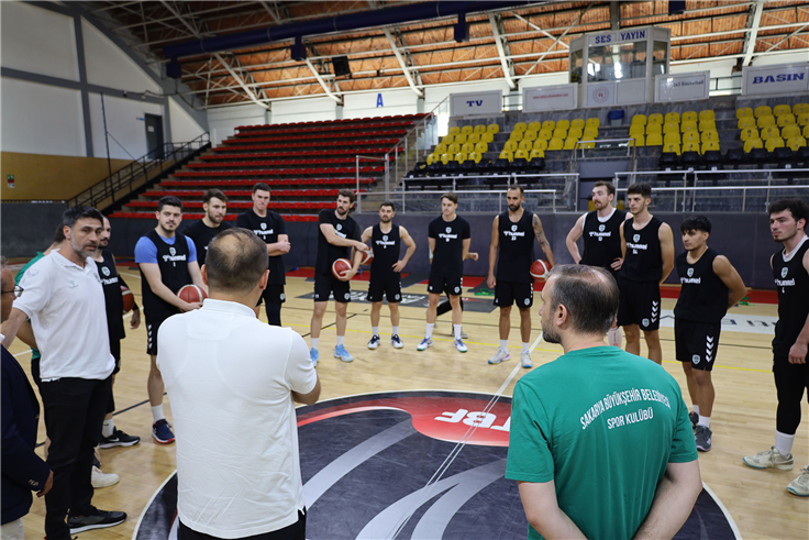 Büyükşehir Basketbol'da yeni sezon heyecanı: “Hedefimiz şampiyonluk”