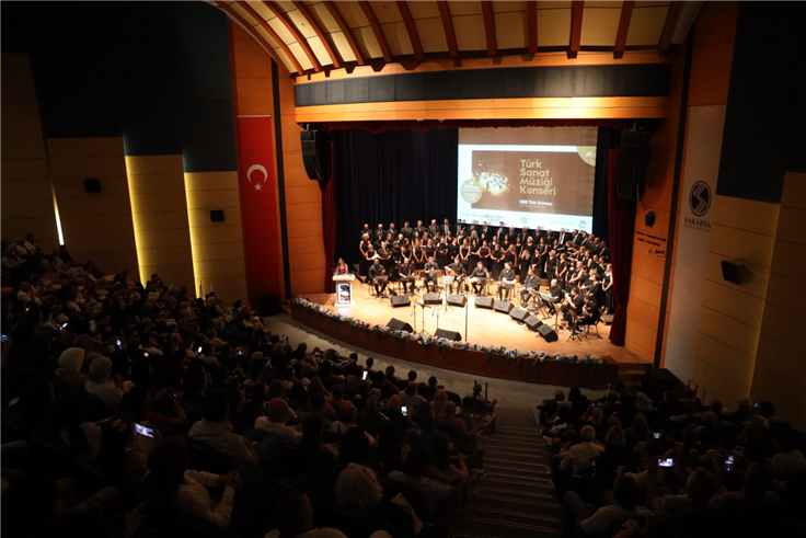 Türk Sanat Müziği Korosundan sanatseverlere müzik dolu final
