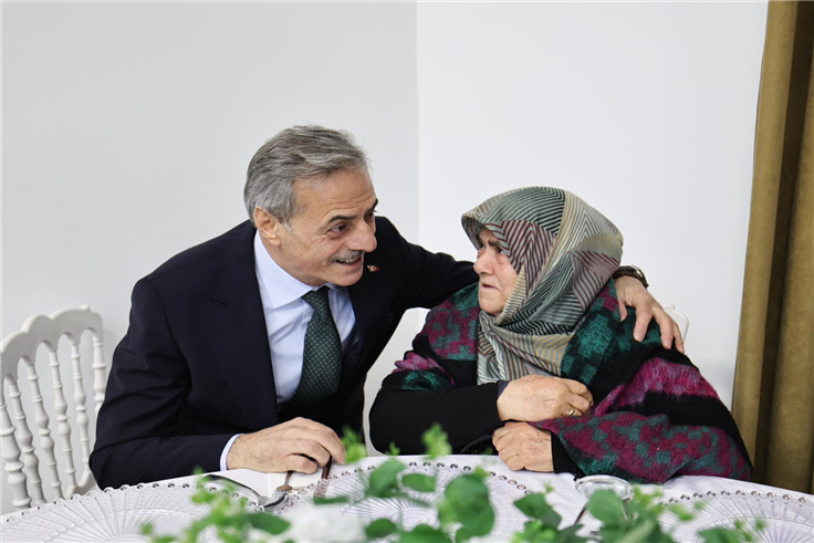 “Şehrimizde hizmet bayramını her alanda hissettirmeye devam edeceğiz”