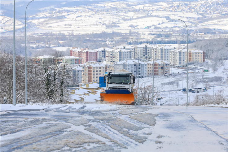 Büyükşehir kar raporunu yayınladı: 24 grup yolu ulaşıma açıldı