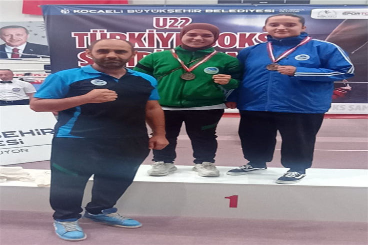 Büyükşehir’in boksörleri Türkiye Şampiyonası’nda dereceye girdi  