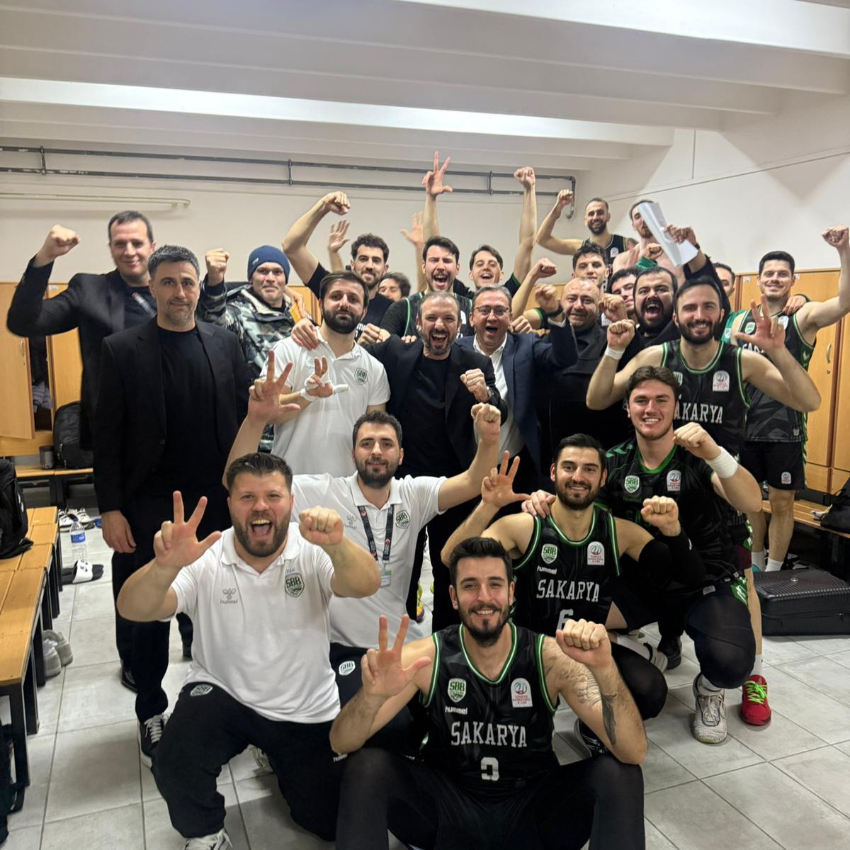 Namağlup Büyükşehir İzmir’den de galip döndü: 13’te 13