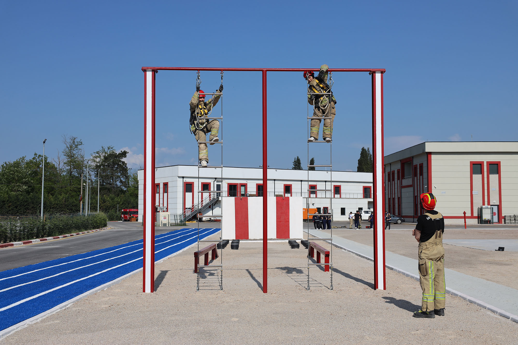 Gerçek sahnelerin aynısını yaşadılar: Geleceğin ateş savaşçıları nefes kesti…