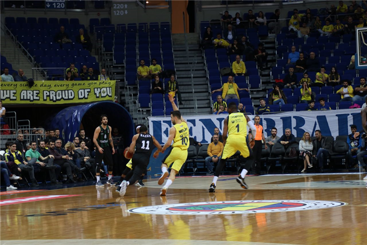 Büyükşehir İstanbul’dan mağlup dönüyor