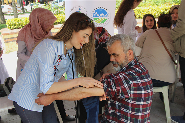 Gençlik Meclisi’nden sağlık taraması