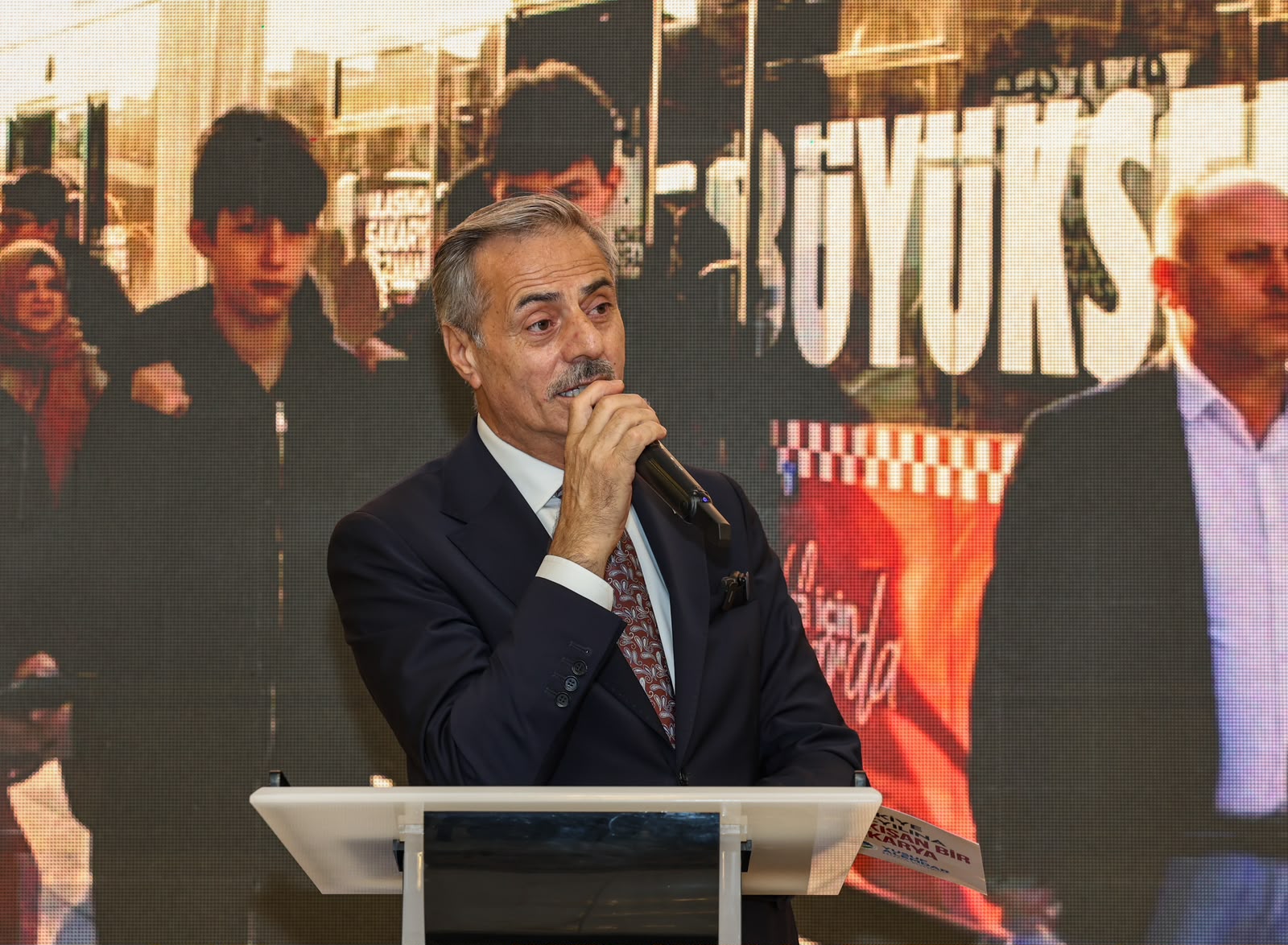 “Gayemiz günü kurtarmak değil Sakarya’nın geleceğine iz bırakmaktır”