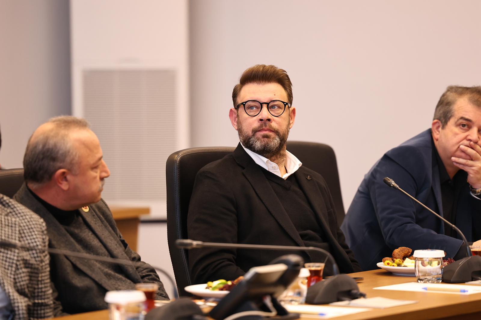 “Sakarya’nın dört bir yanına raylarla ulaşmak istiyoruz”