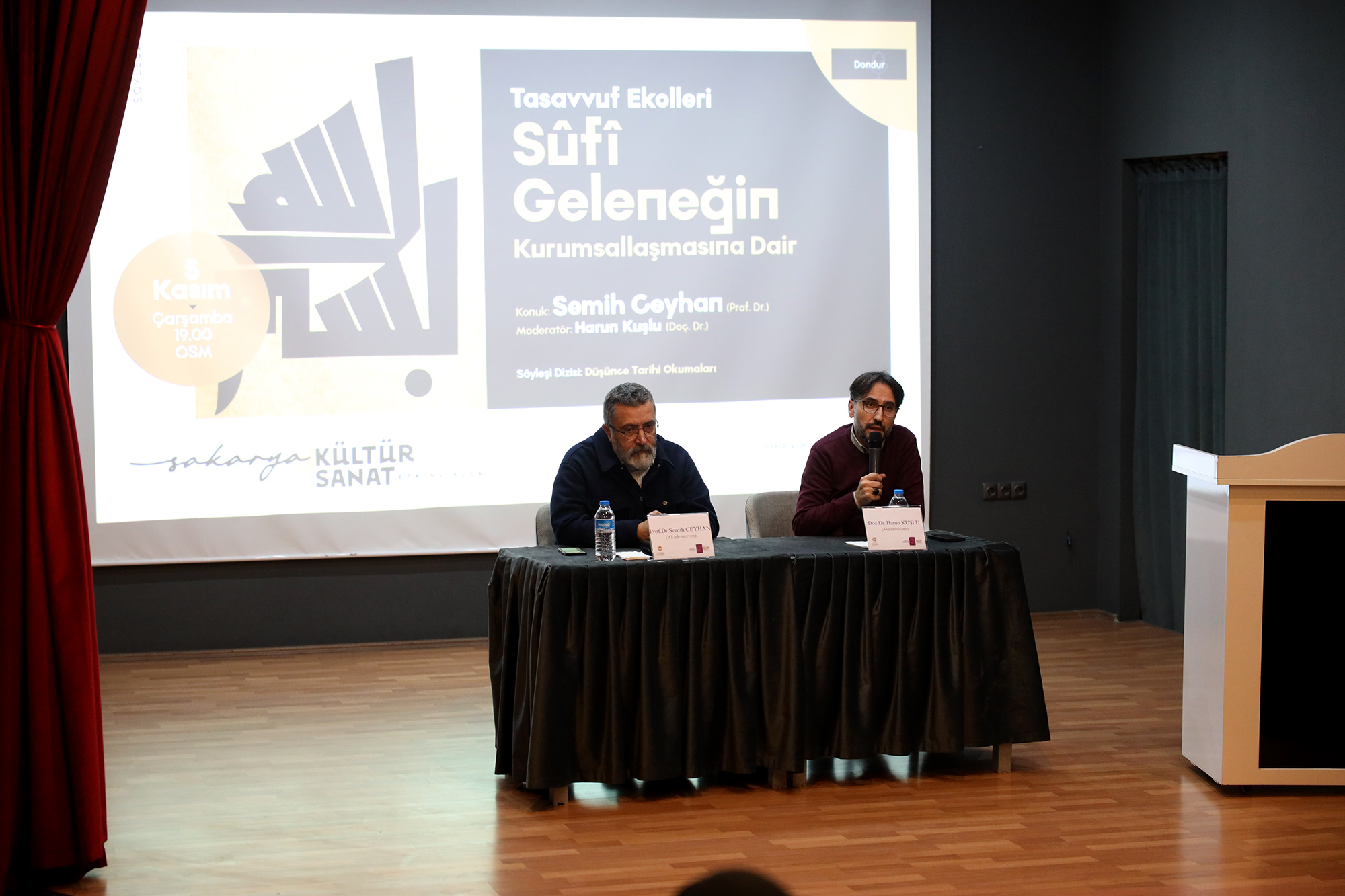 “Sûfî Geleneğin Kurumsallaşmasına Dair” söyleşisi OSM’de gerçekleştirildi