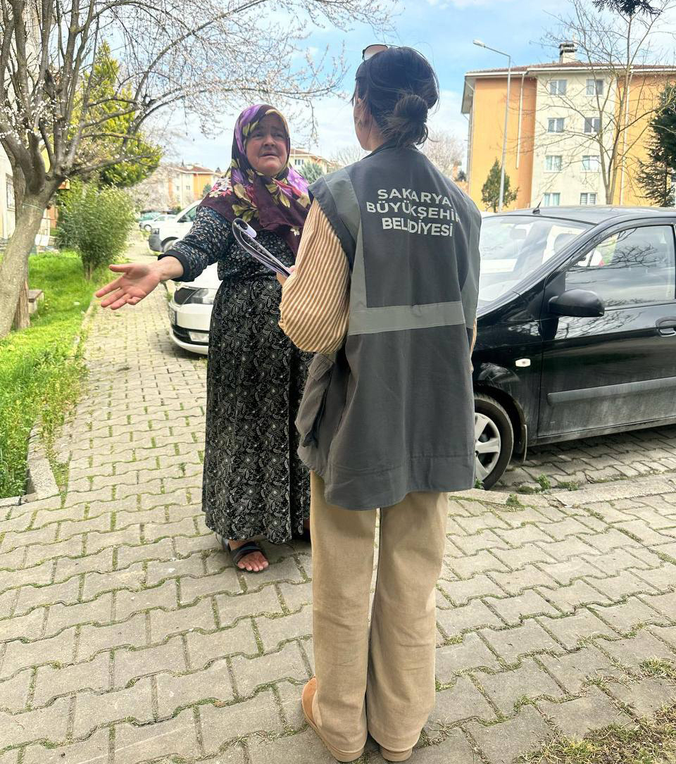 Sakarya’da yaşlılar YADEM’le çok mutlu: Yine yalnız bırakmadılar…