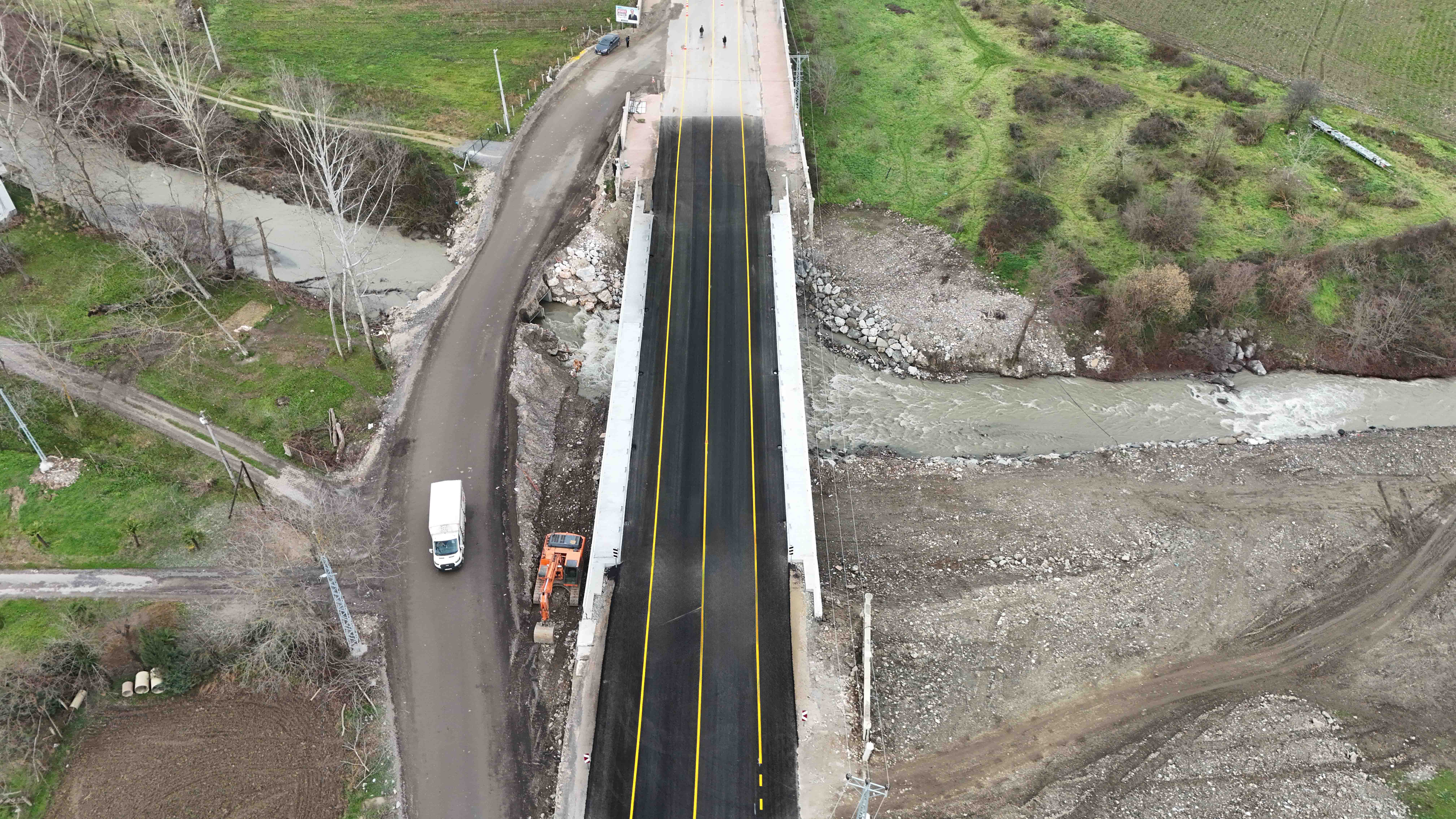 Karapürçek Mesudiye Köprüsü yenilenen yüzüyle hizmete başladı