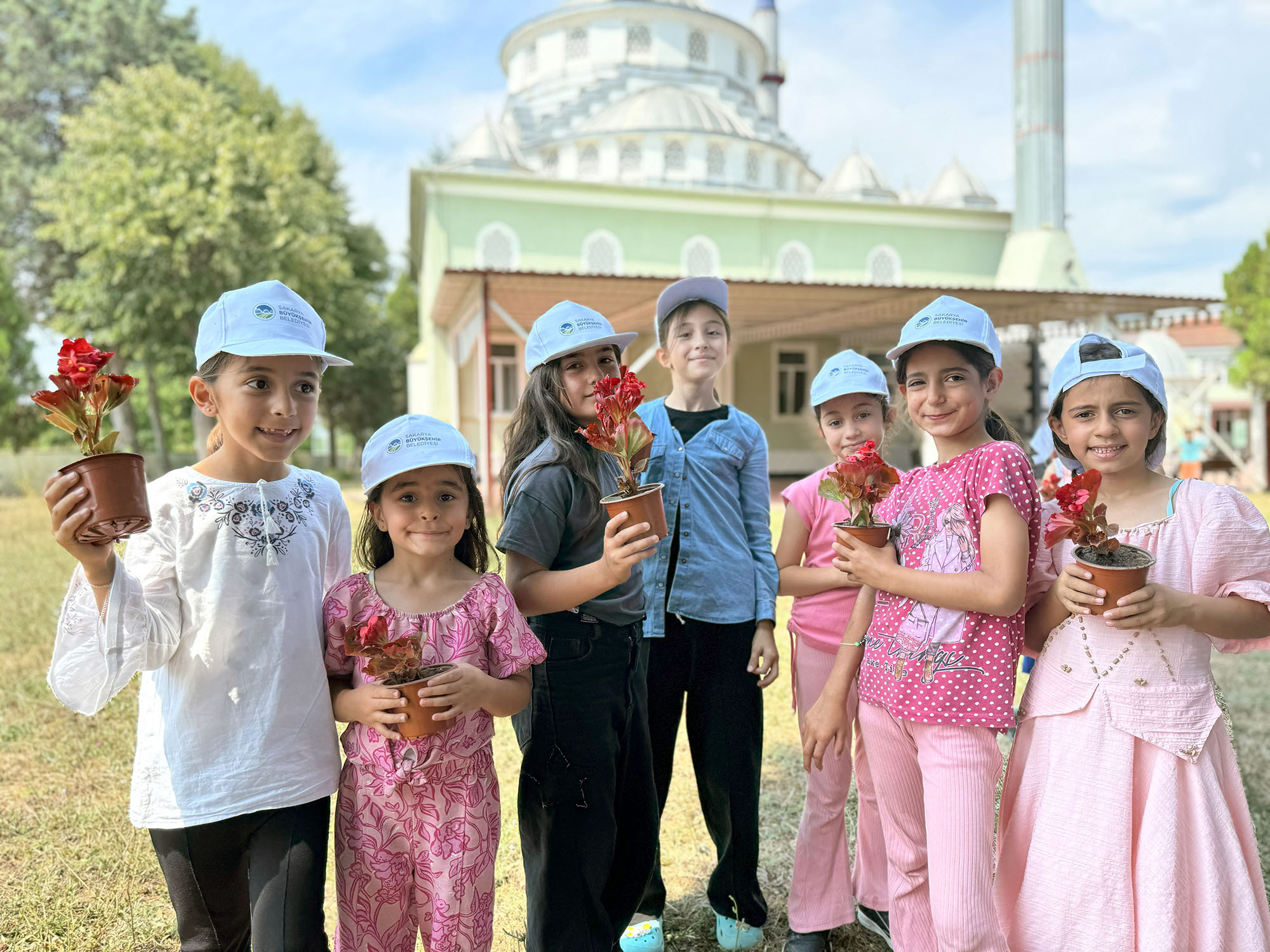 Minik bahçıvanlar geleceğe yeşil miras bırakıyor