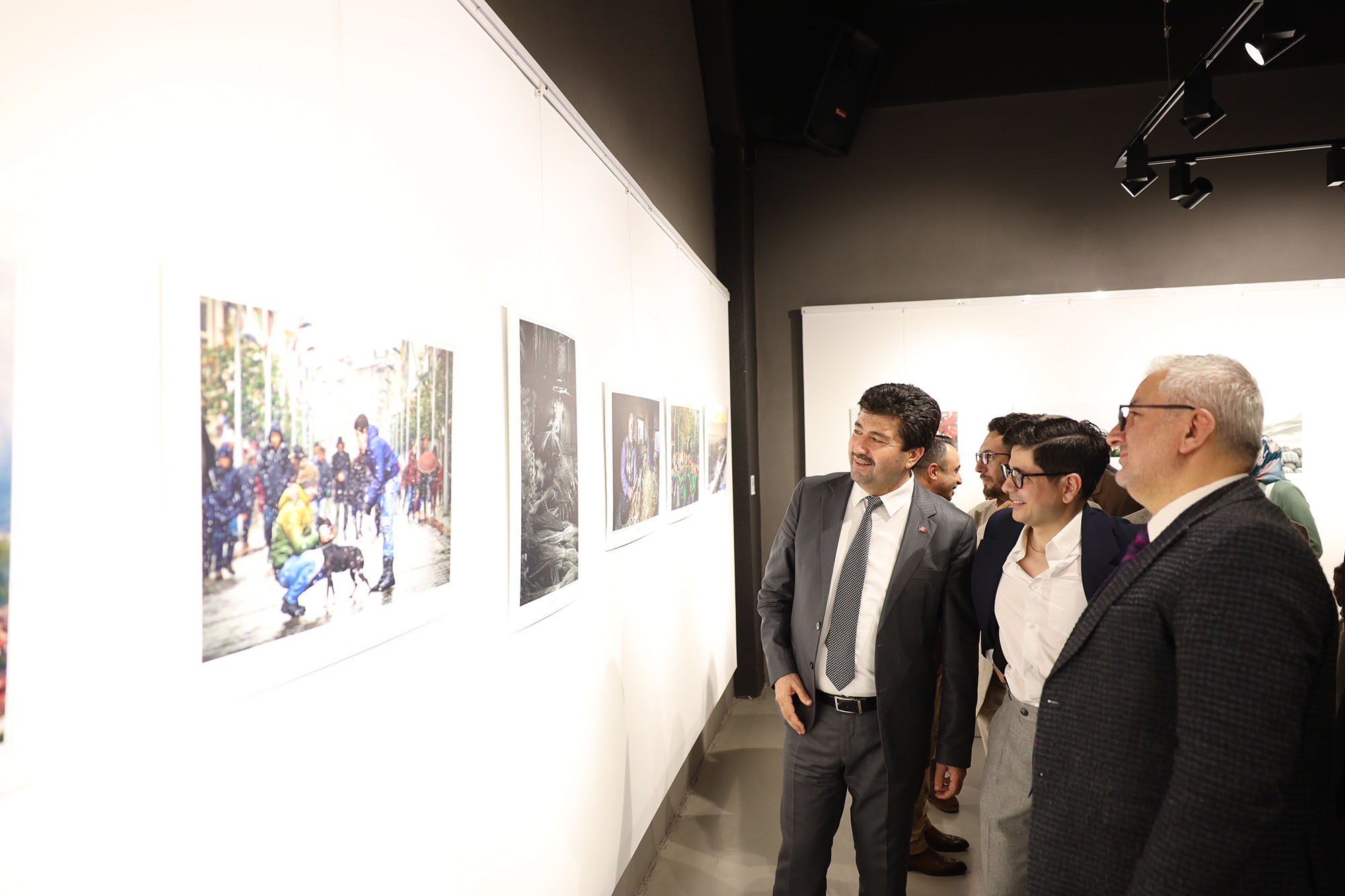 Sakarya’nın kültürünü yansıtan kareler OSM’de sanatseverle buluştu