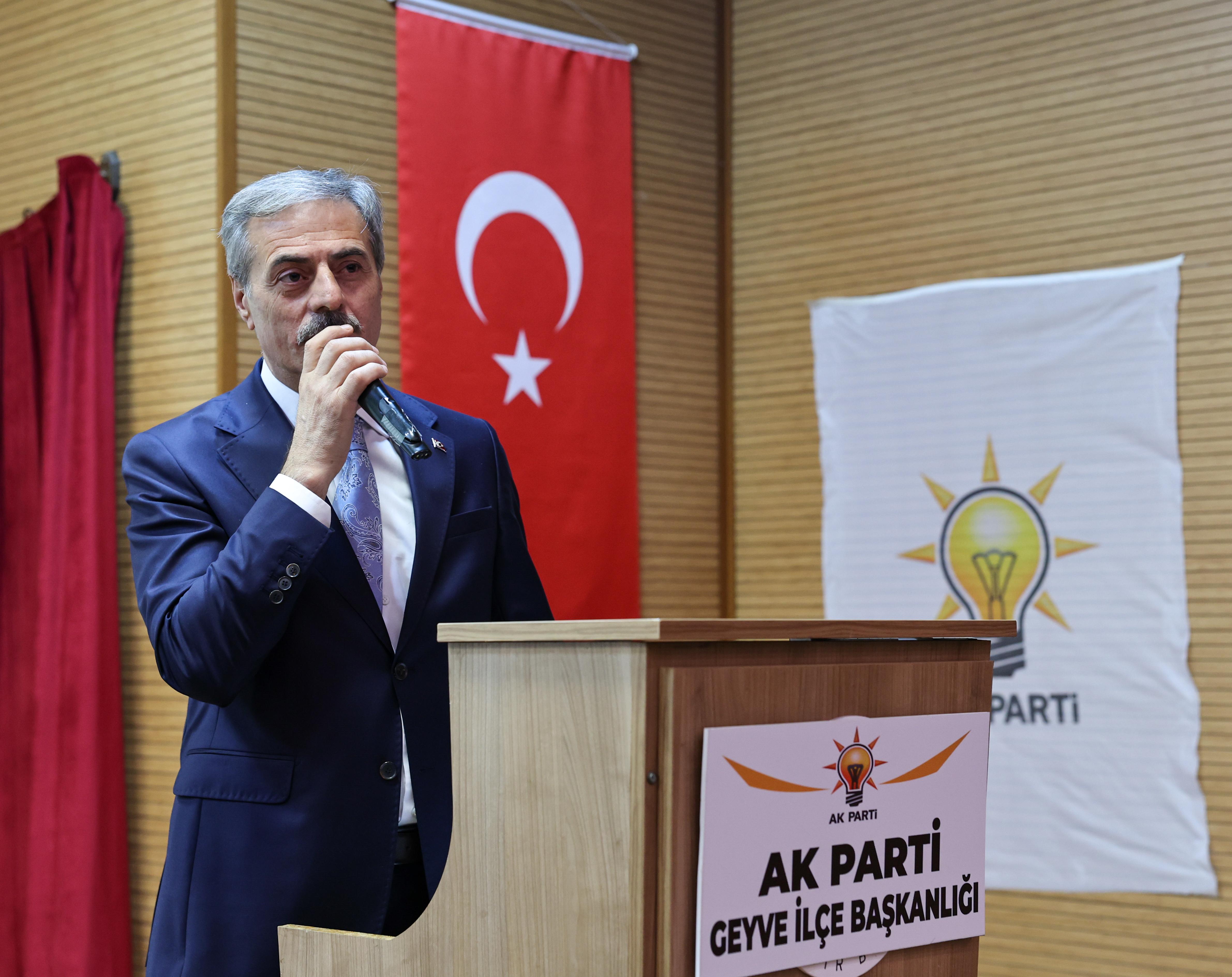 “Geyve’de ilçemizin ve hemşehrilerimizin yanında olmaya devam edeceğiz”