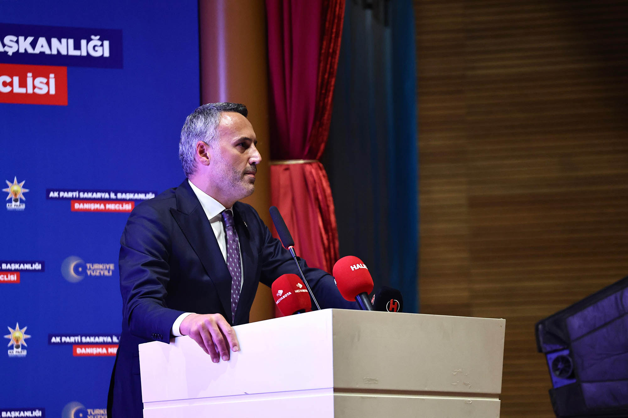 “Sakarya tarihine iz bırakacak işler yapmak için çalışıyoruz”