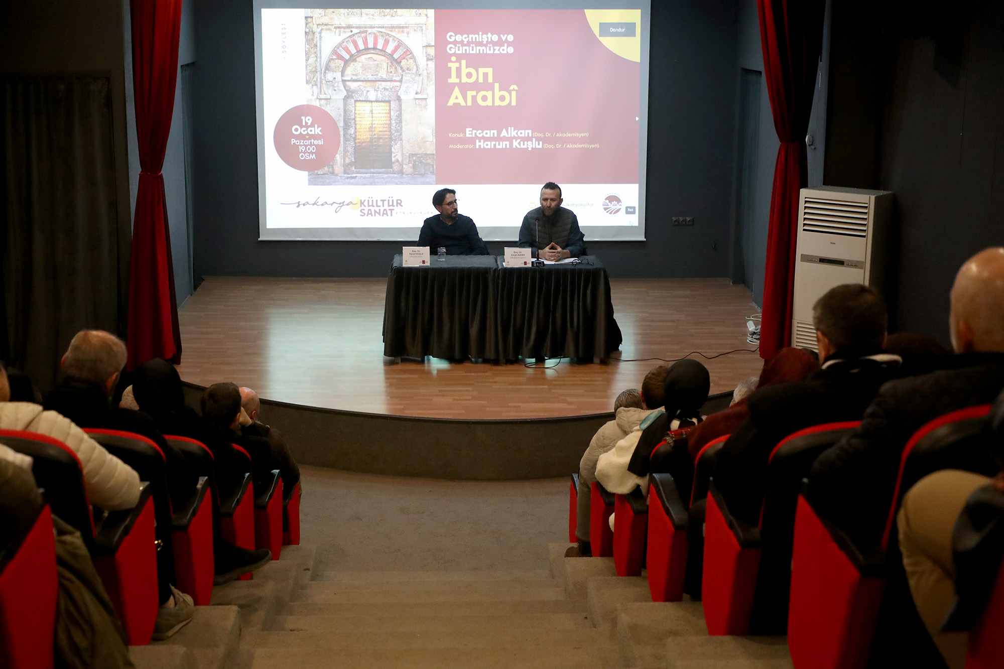 “İbn Arabi’nin birikimi eserlerinde açıkça görülür”