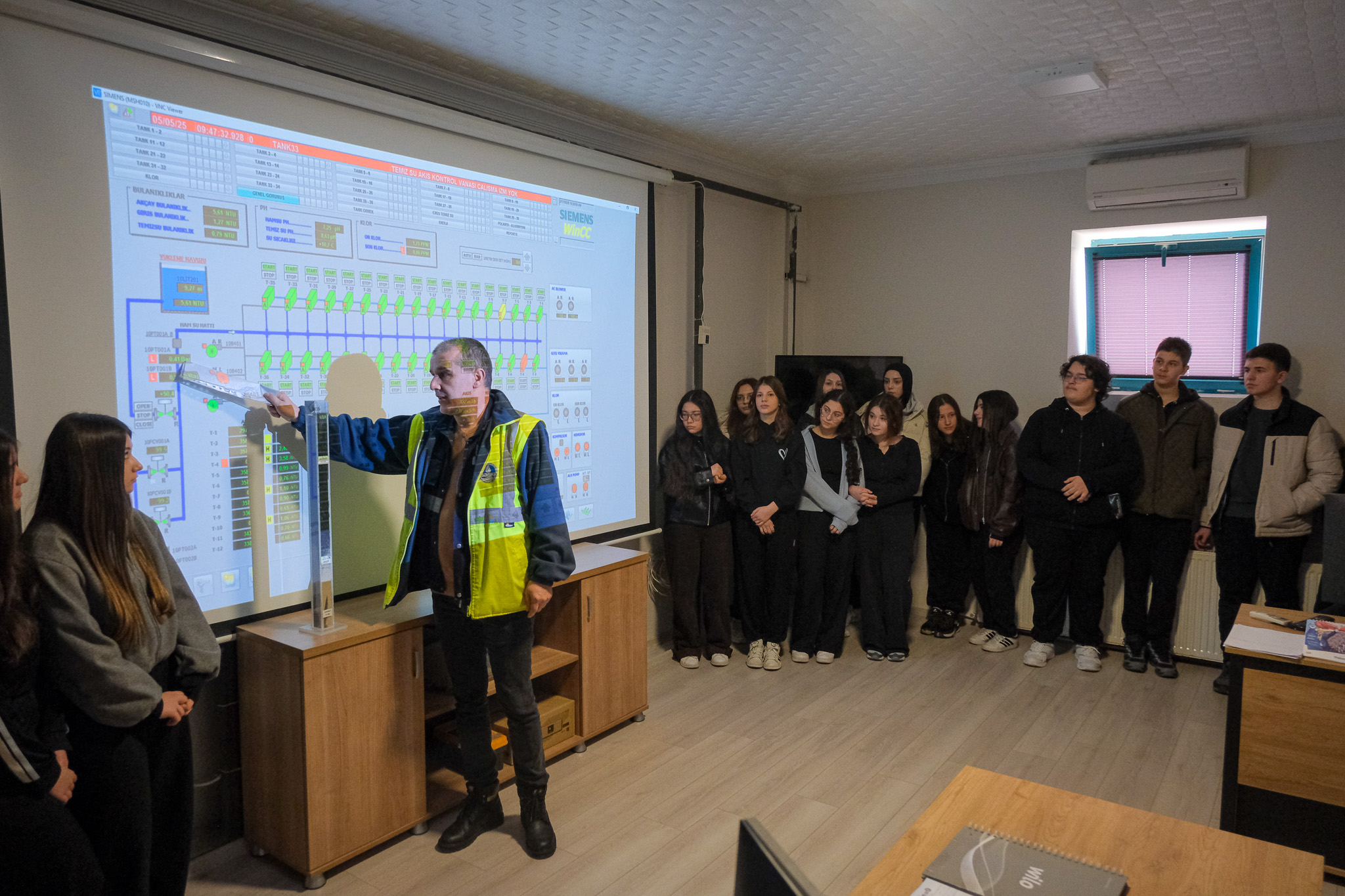 Tesis ziyaretleri eğitimin niteliğini artırmaya devam ediyor