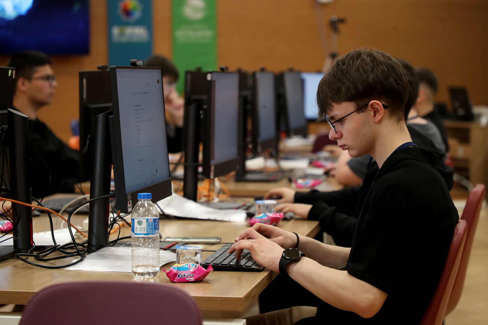 Büyükşehir’in ‘Etik Hacker’ yarışması tamamlandı: Güvenlik açıklarını bulmak için kıyasıya yarıştılar