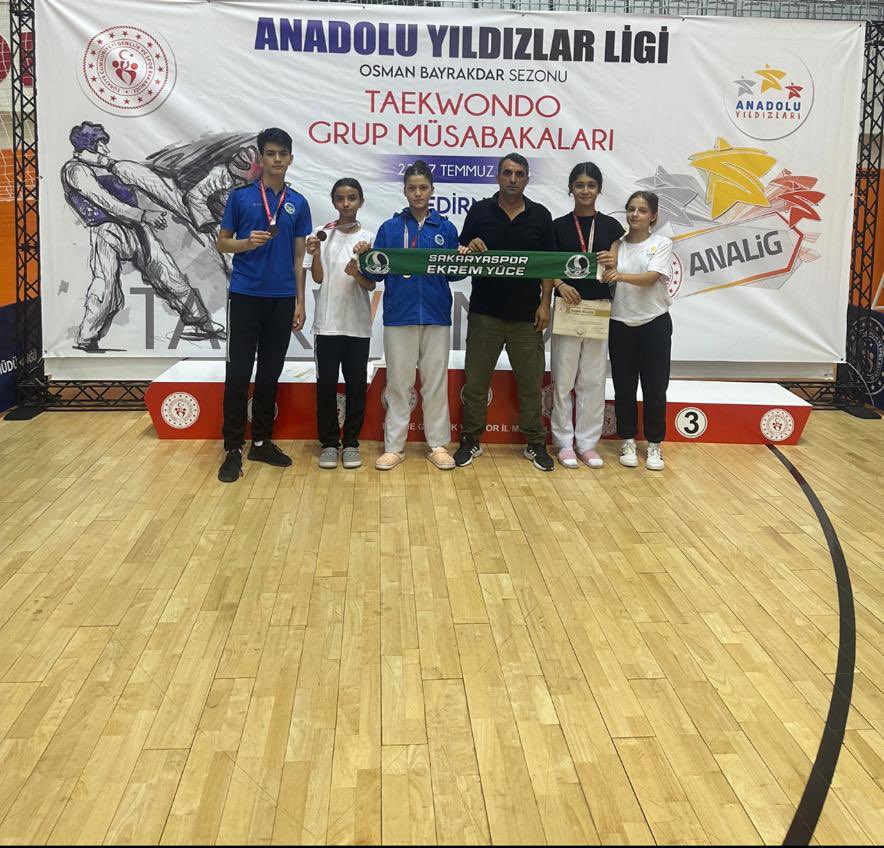 Büyükşehir’in taekwondo sporcuları yarı finalde