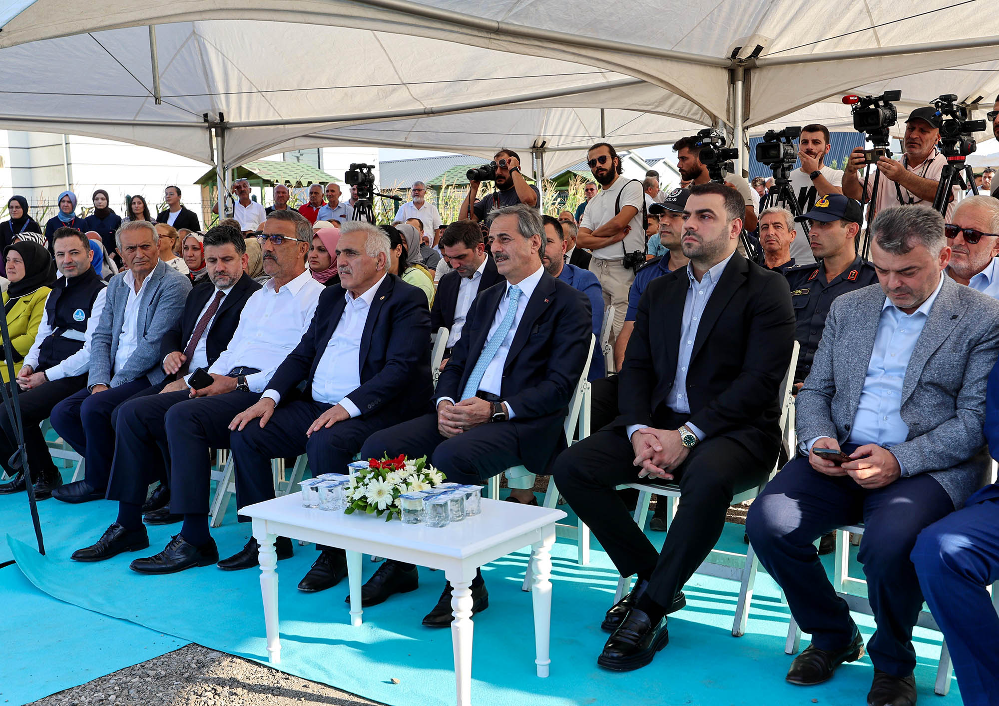 “180 milyon TL’lik altyapı yatırımı Söğütlü’ye hayırlı olsun”