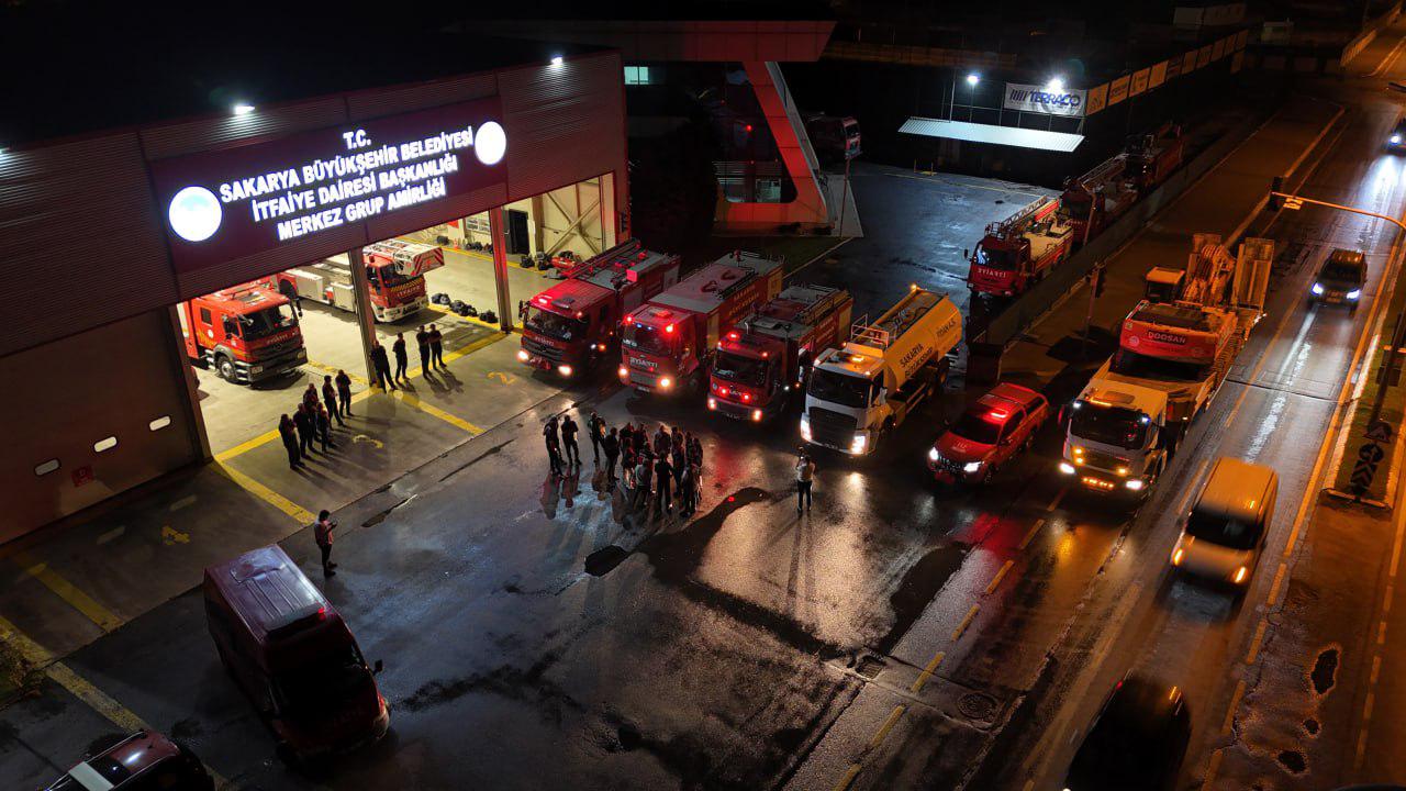 Manisa’daki orman yangınına Sakarya’dan destek