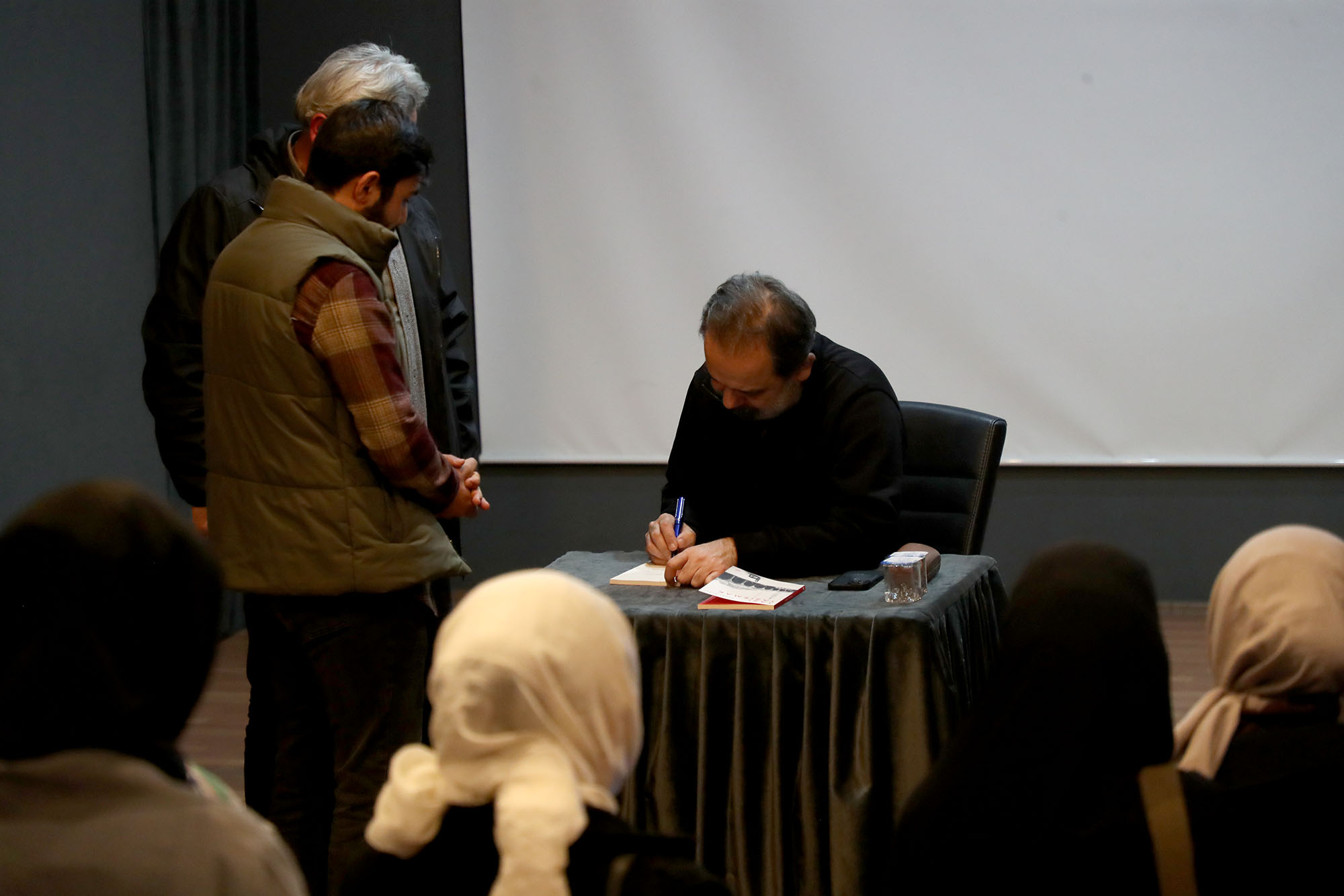 Yazar Ahmet Murat Özel OSM’de kültür sanat dostlarıyla buluştu