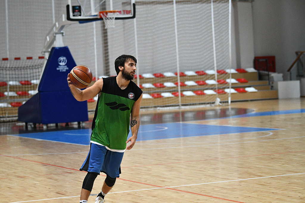 Büyükşehir yeni sezona Bolu’da hazırlanıyor 