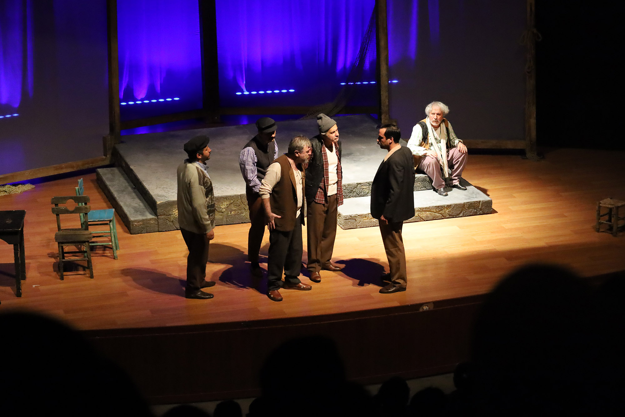 Deli İbram Divanı oyunu yoğun ilgiyle sahnelendi