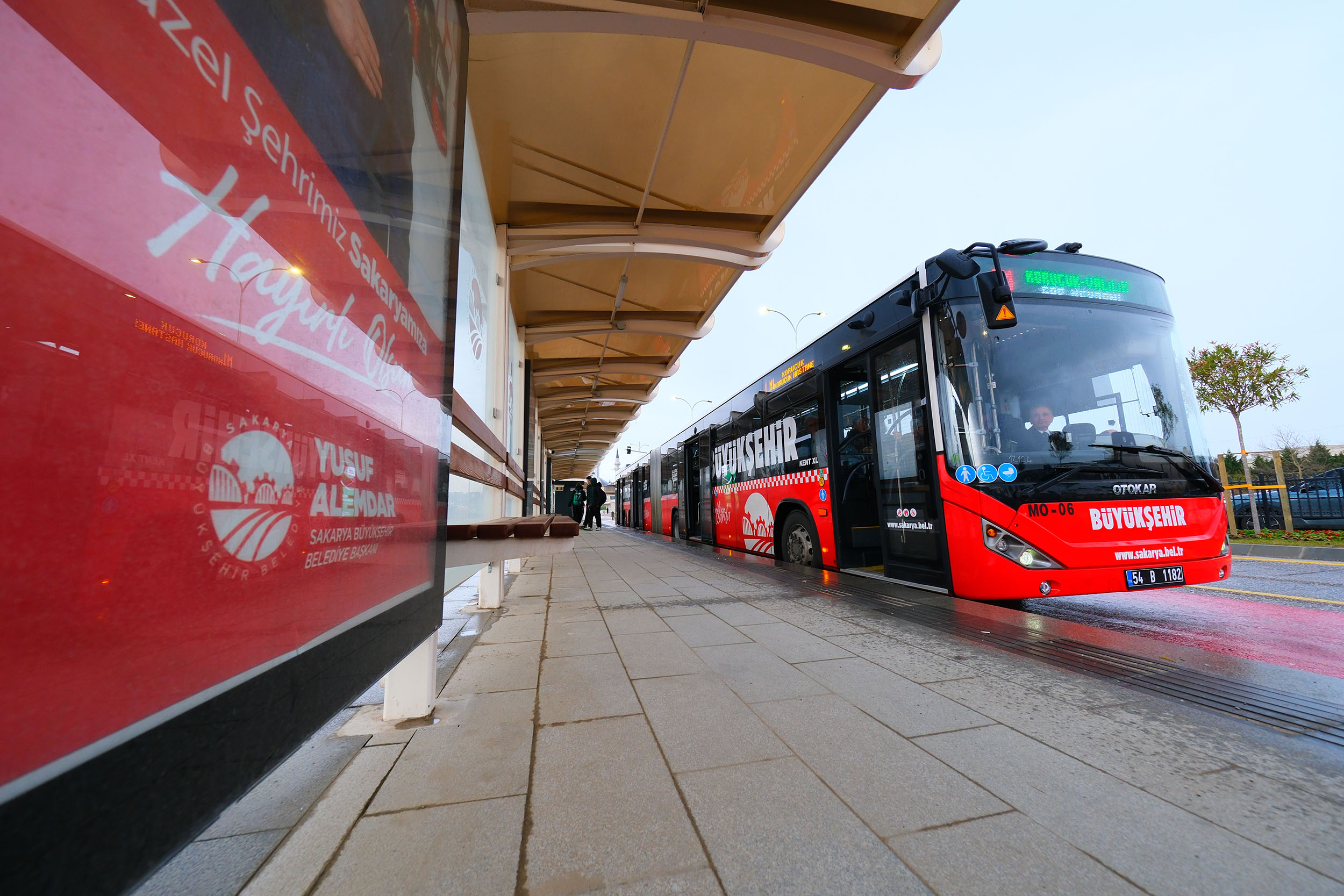 Sakarya’da toplu taşımada binlerce kişinin ilk tercihi Metrobüs